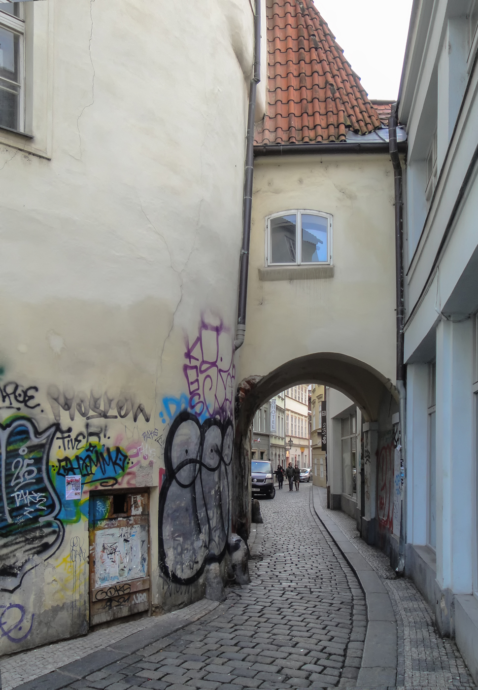 кривая улица