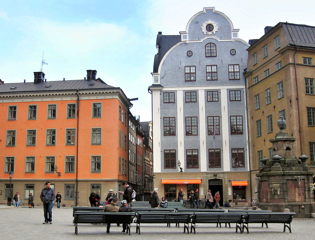 Где эта улица, где этот дом