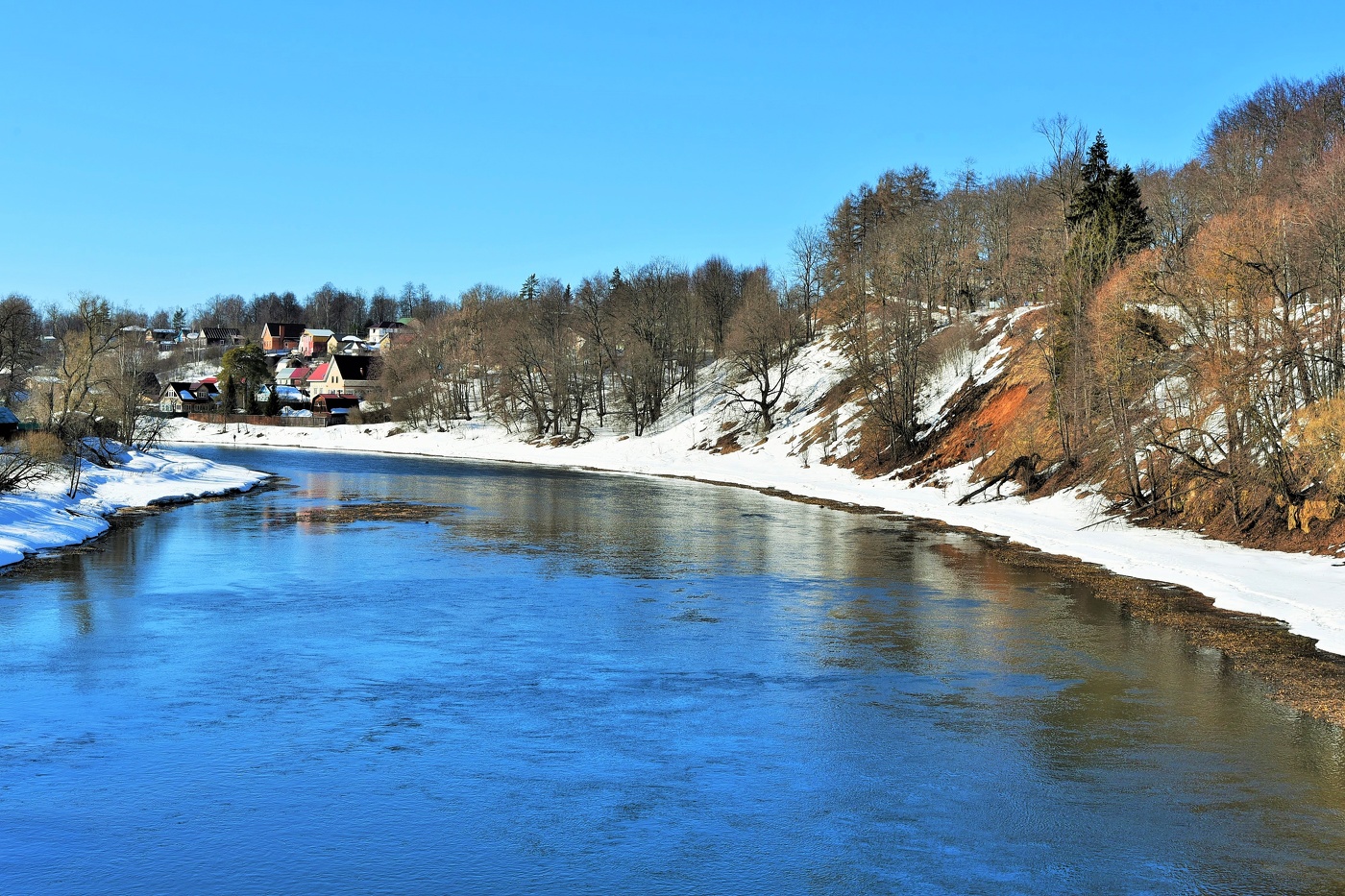 "Март пришел - и в одночасье потеплело за окном ..."