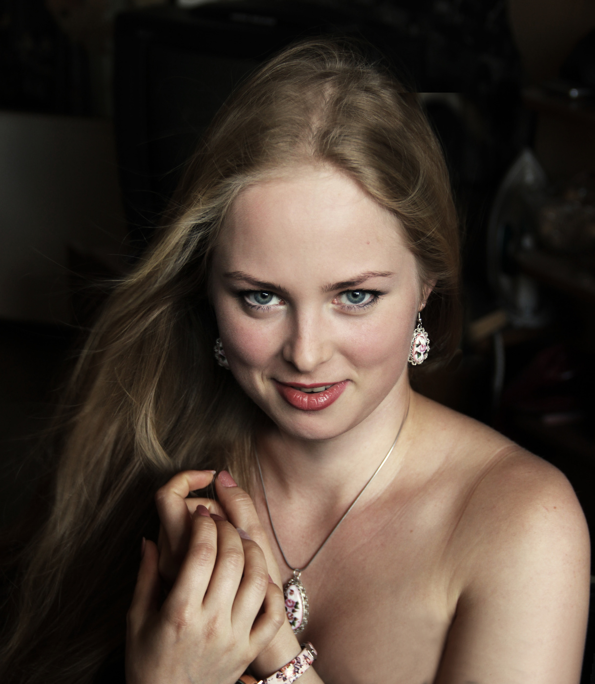 Блондинка и утюг