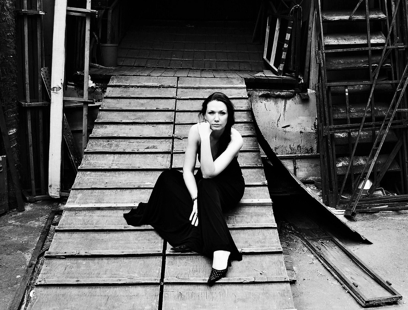 "Ничто не стоит сожалений ..."