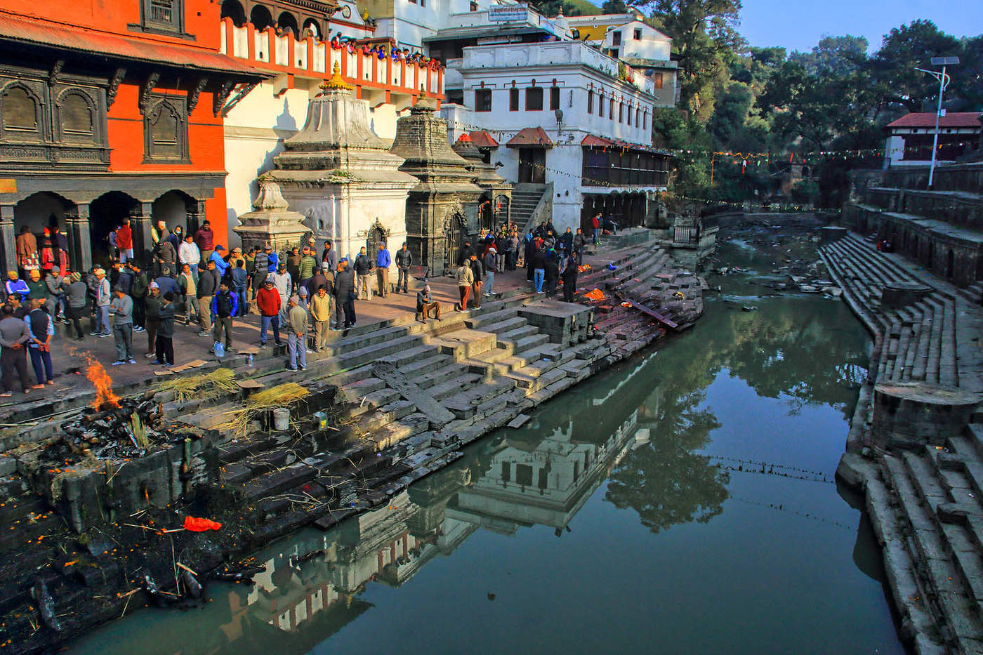 В Храме Пашупатинатх