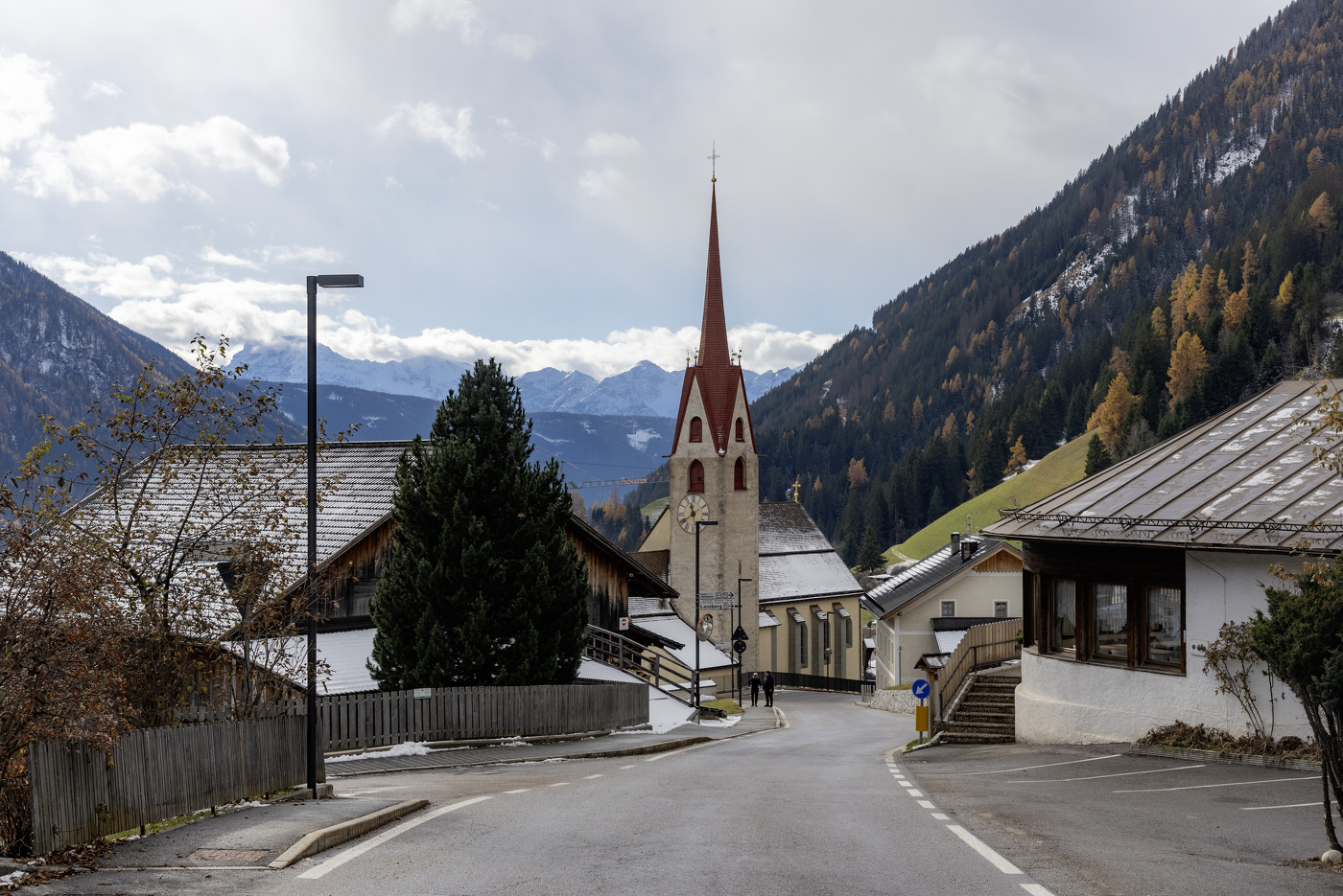 Посреди Альпийский гор