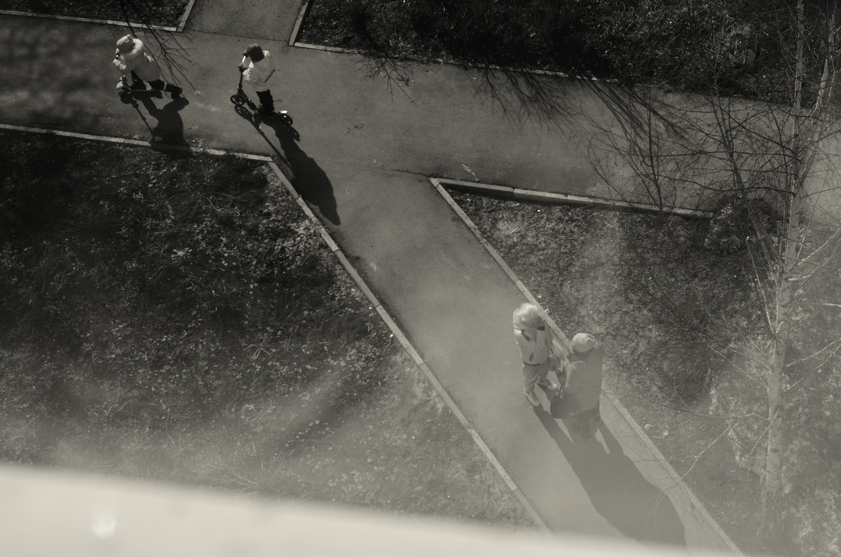 "а из нашего окна..."