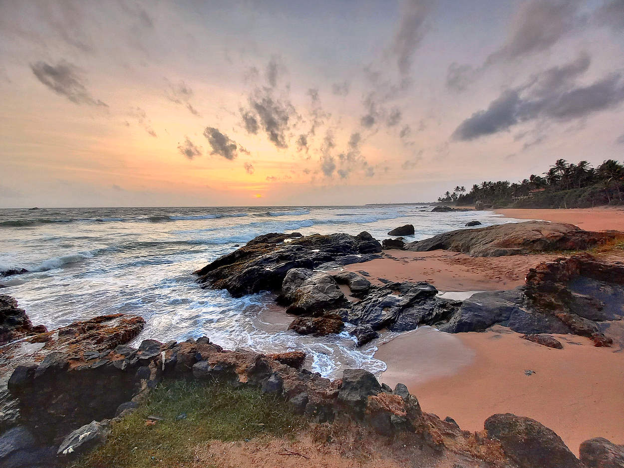 Солнце, море и песок манят