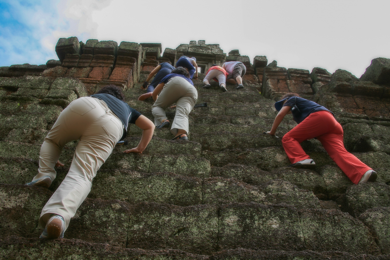 «Отдай колбасу, дурак! Вернись, я всё прощу!»