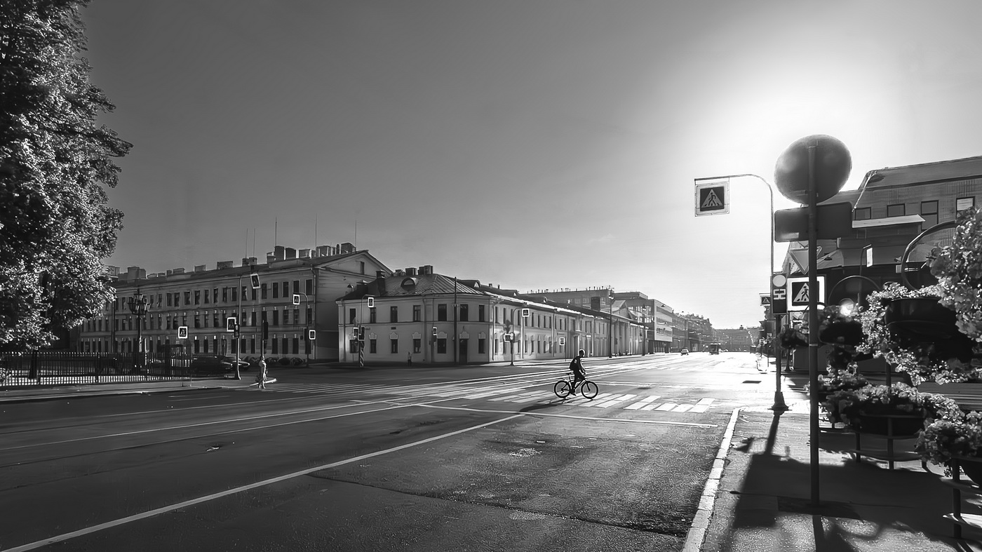 Город просыпается