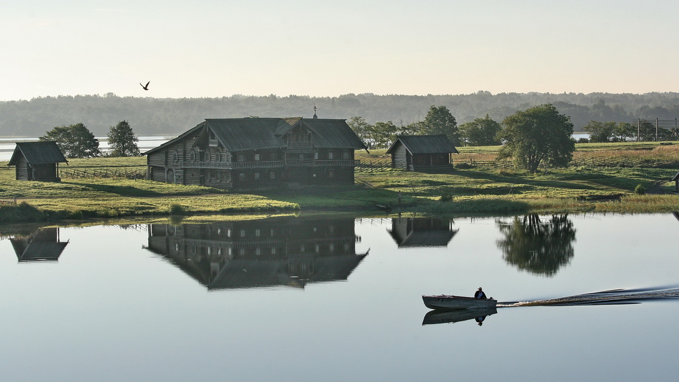 Утро в Кижах