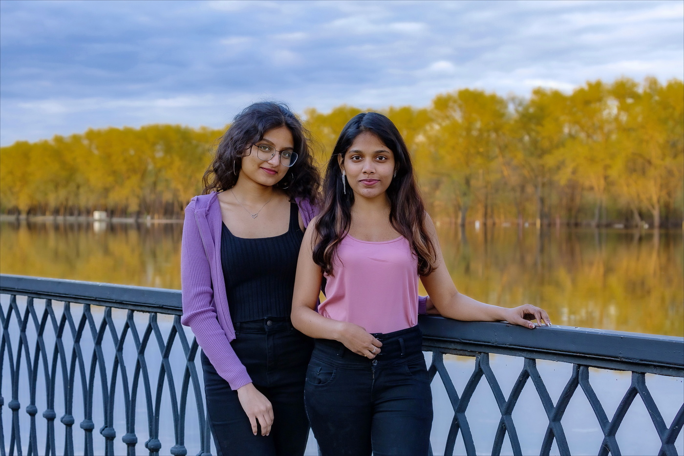 СТУДЕНТКИ ВСЕ ВЕСНОЙ ПРЕКРАСНЫ...