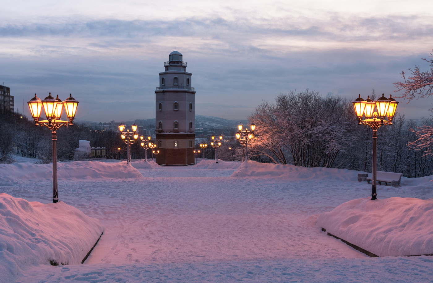 Морякам, погибшим в мирное время
