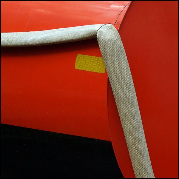 флешмоб на тему «Красное и чёрное» (№ 11).