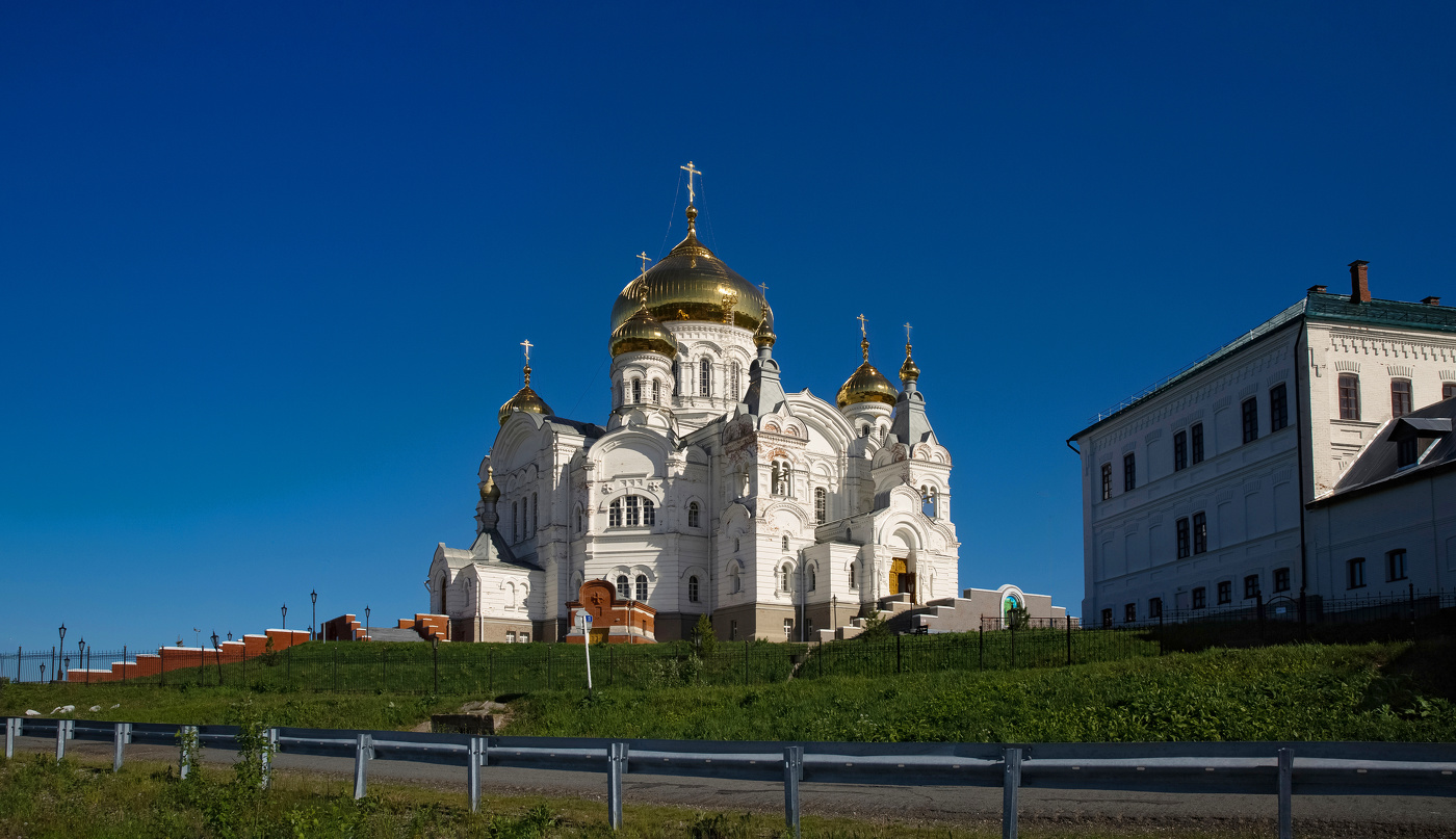 Белогорский Свято-Николаевский мужской монастырь