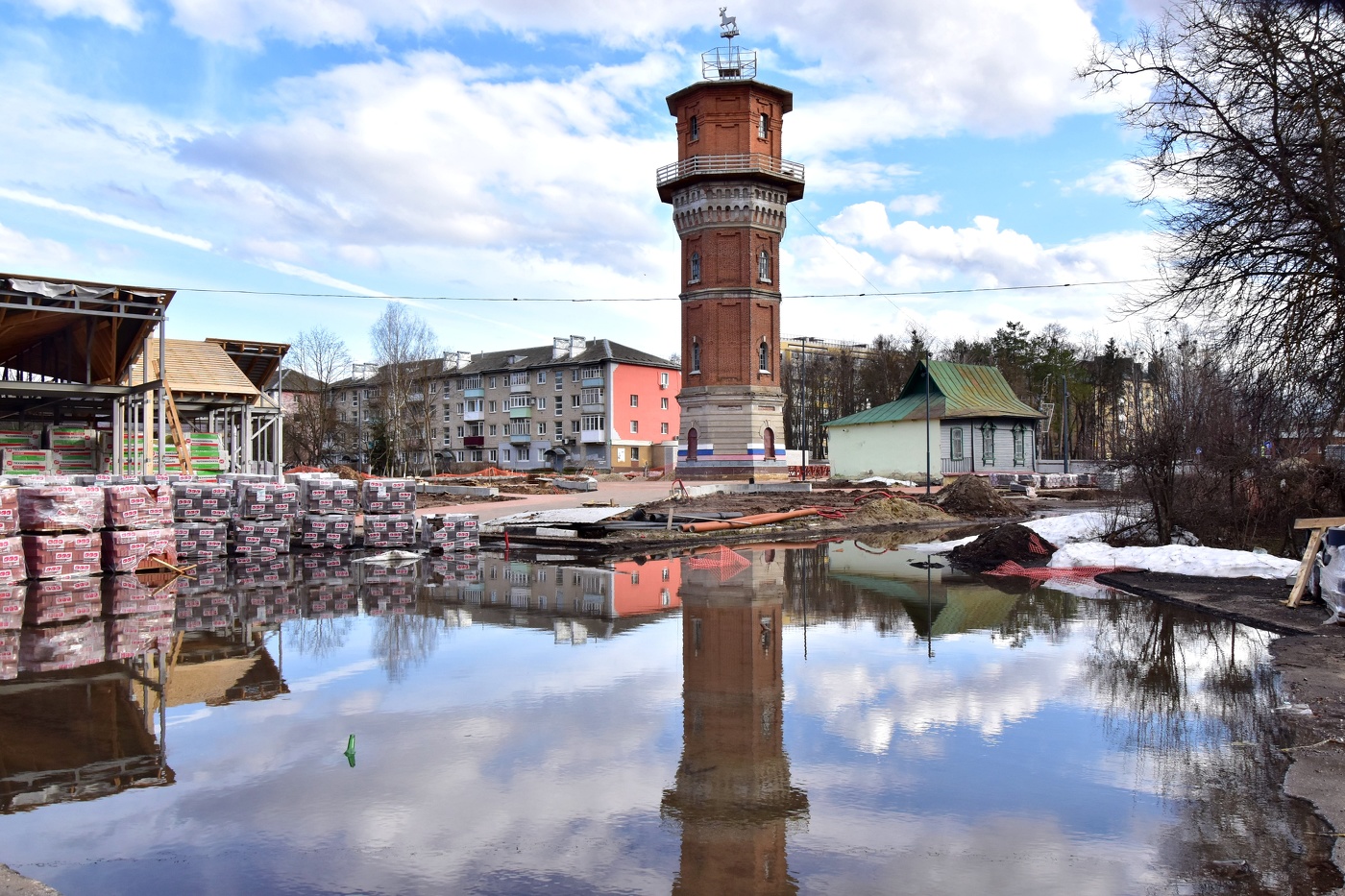 Будет смотровая, пока - вот так....