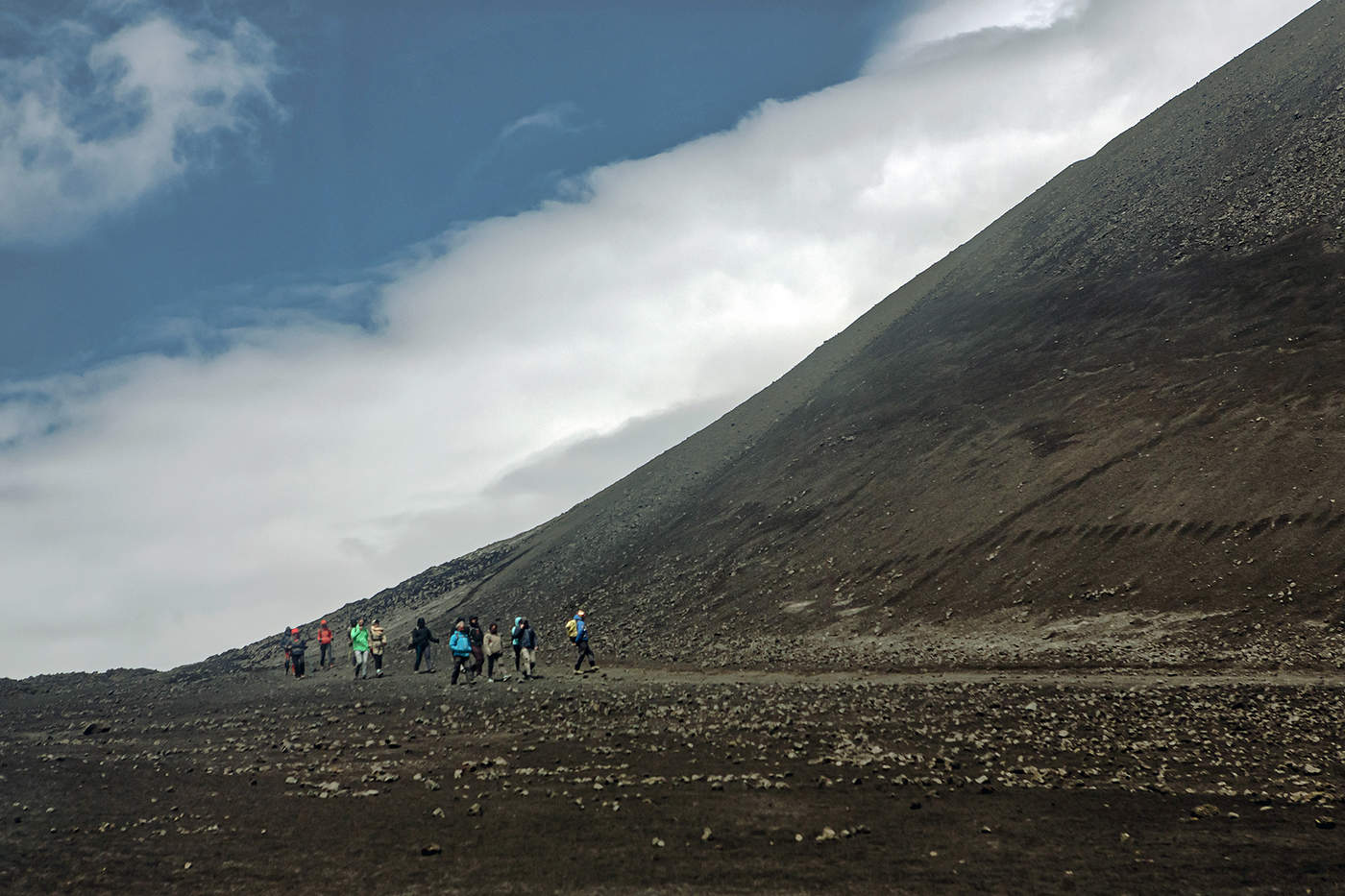 Люди и горы