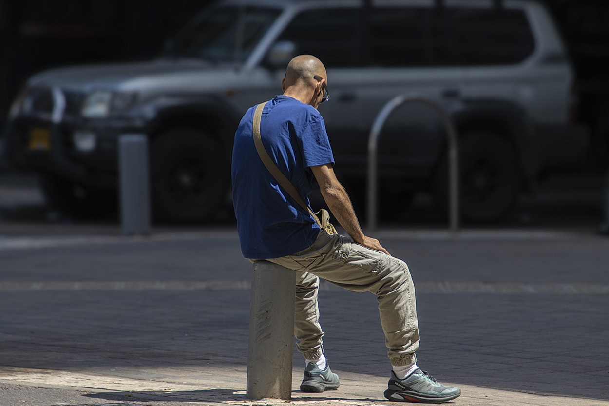 Один в городе