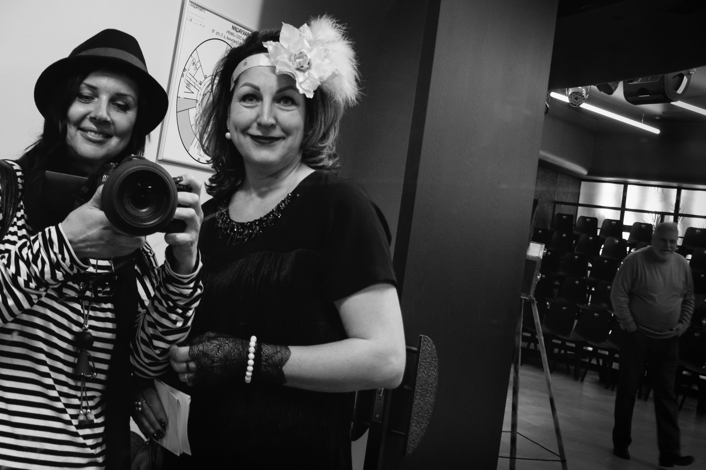 В джазе только девушки