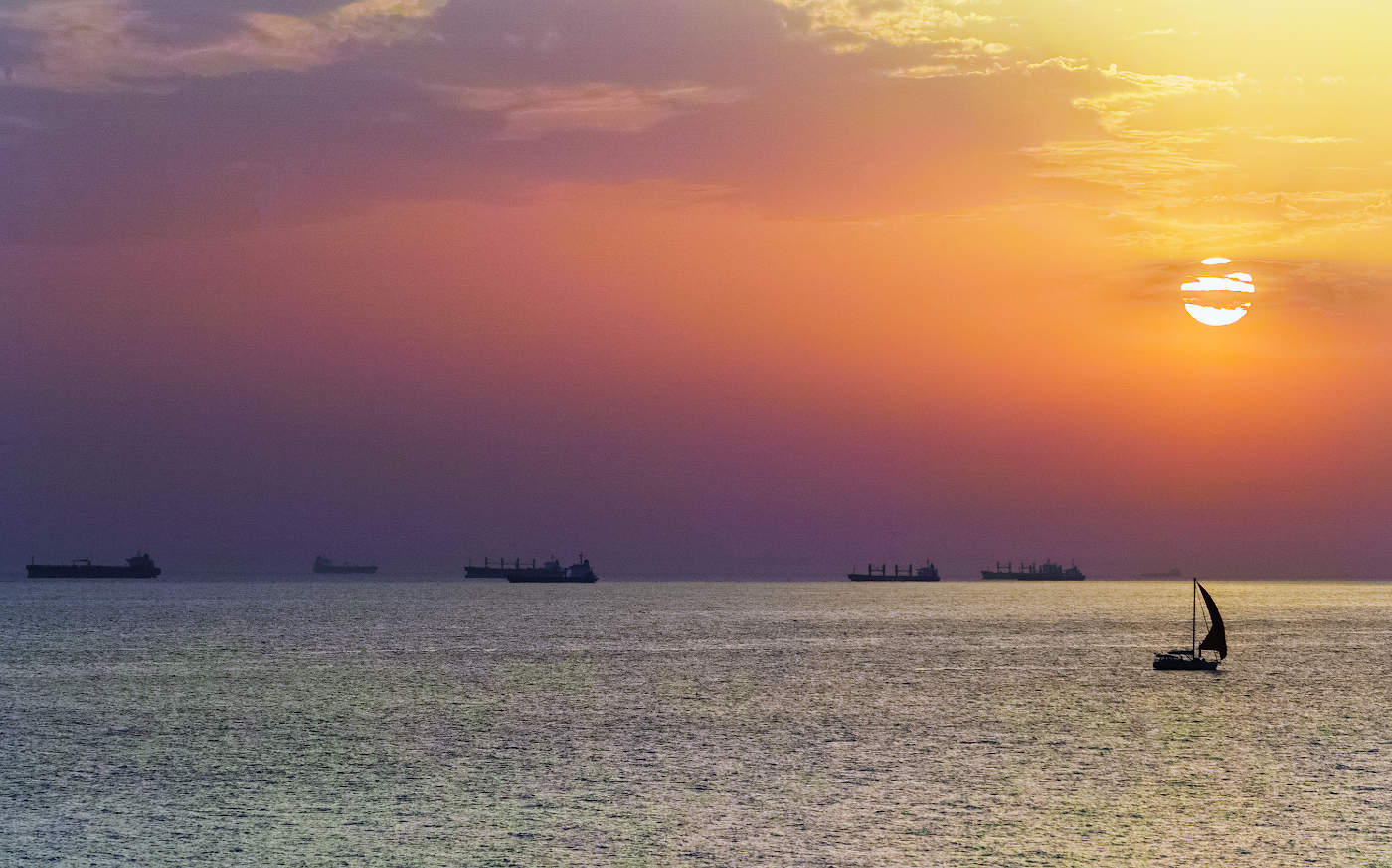 Апрельским вечером