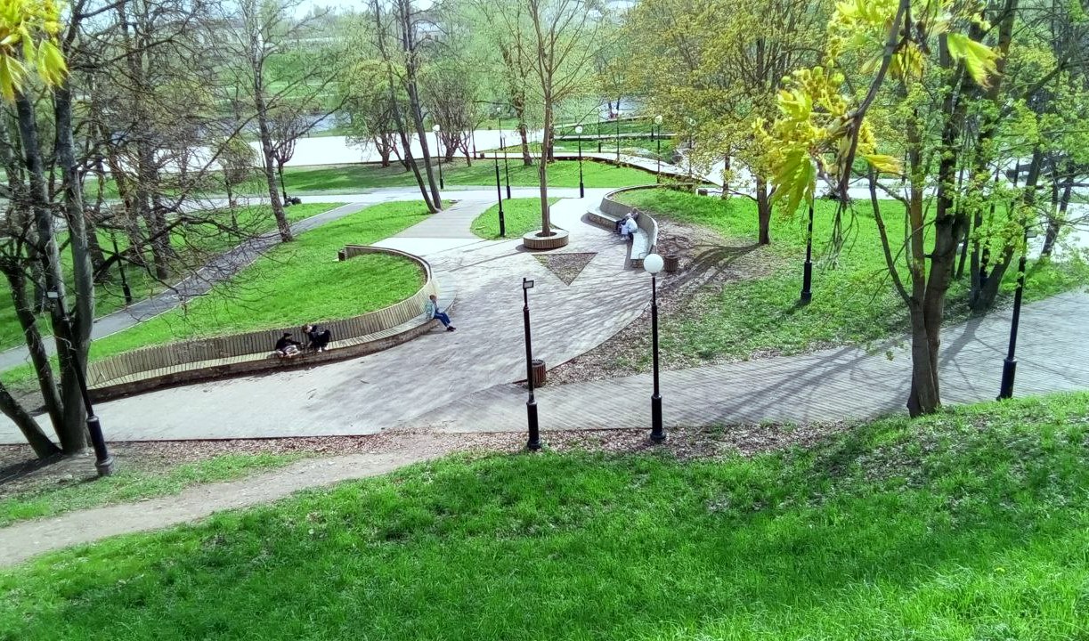 просыпается природа