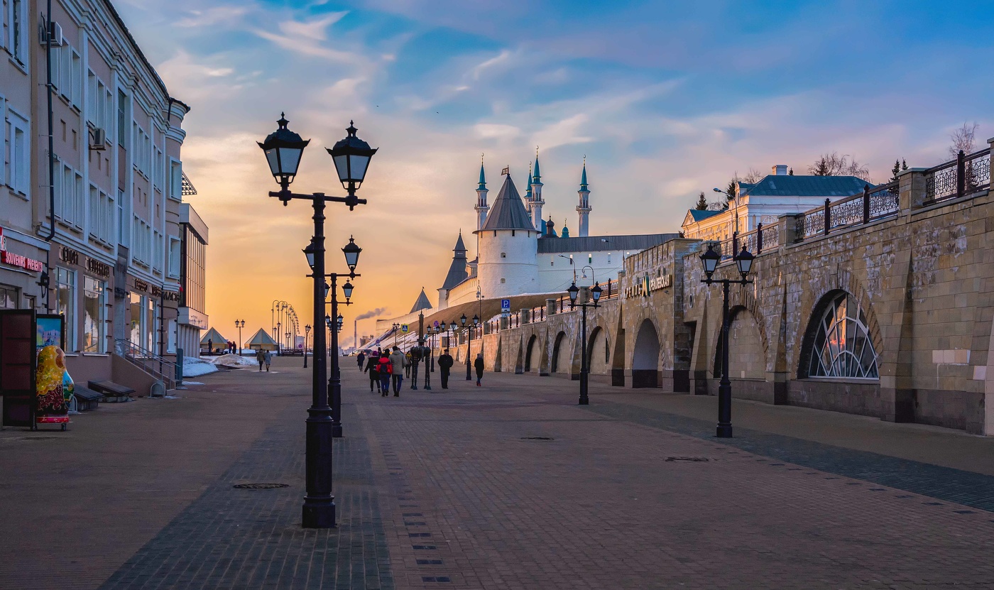 весенний вечер в Казани