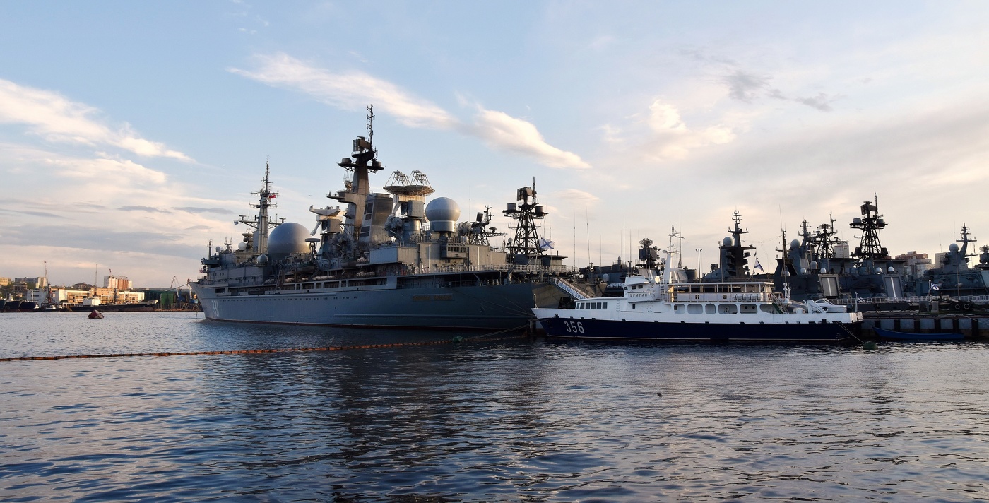 В бухте Золотой Рог