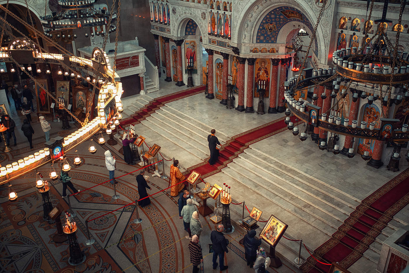 Божественная литургия и богослужения Великой Субботы