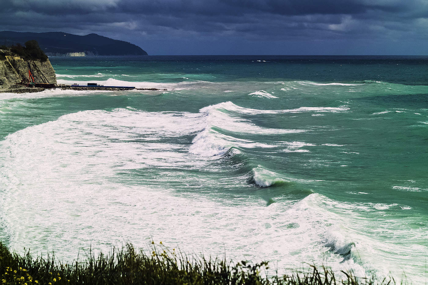 Лазурная волна