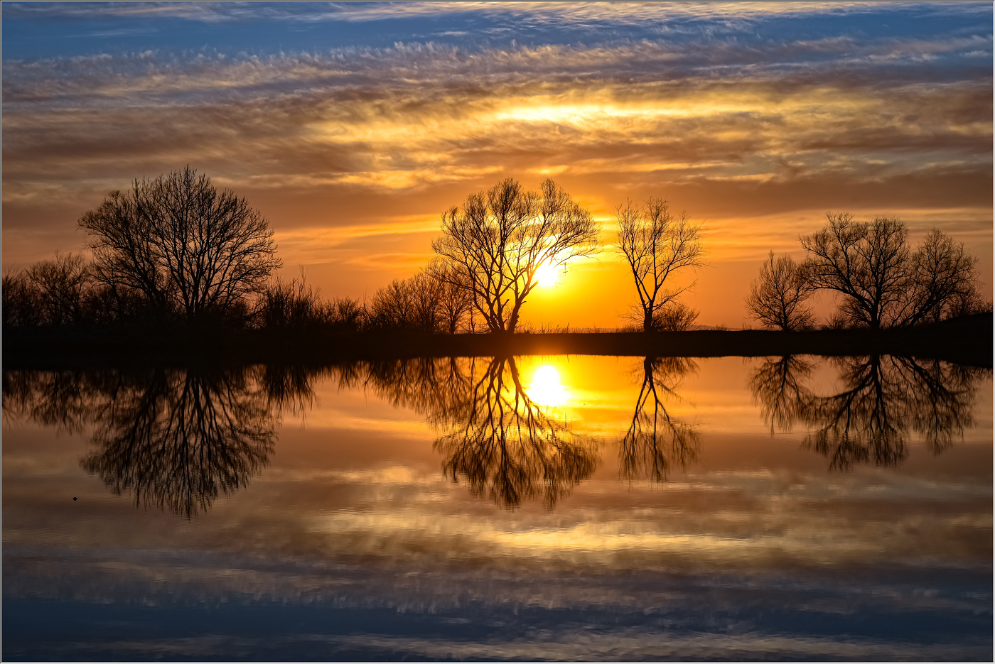 Вечер на озере