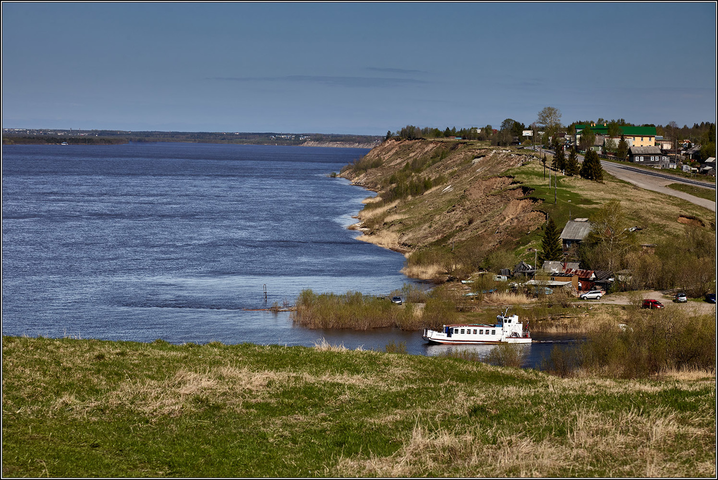 Май на Северной Двине.