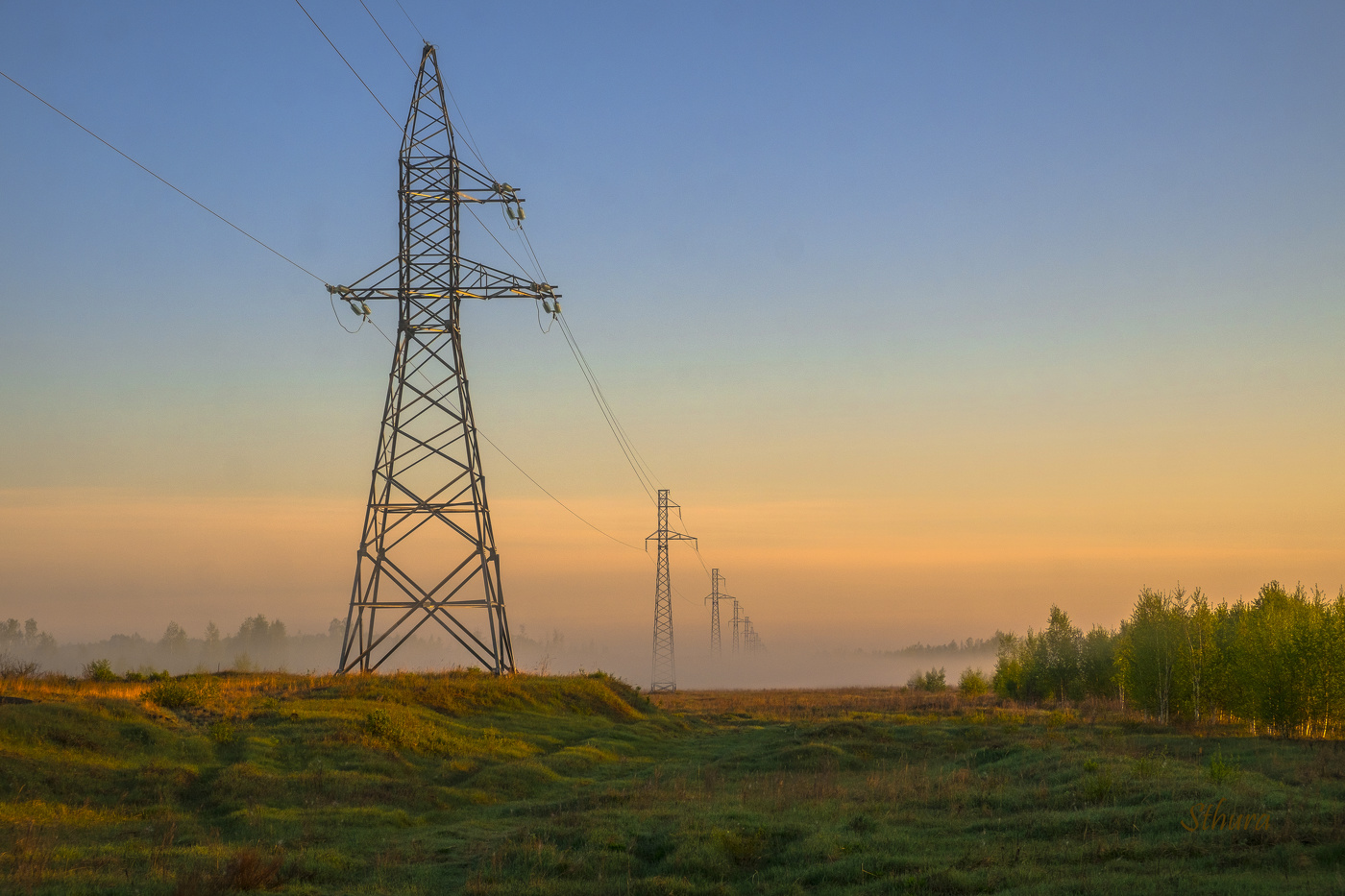 Великаны шагают в туман.