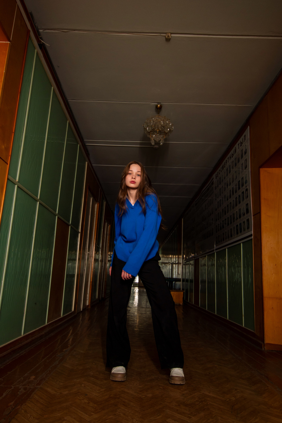 В коридоре ДК