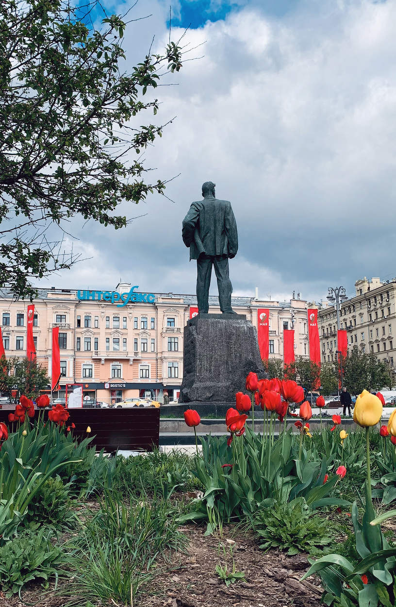 с праздником 9 мая!