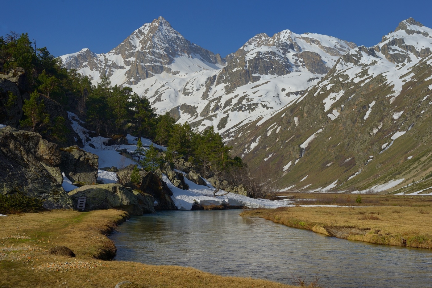 Весна в горах