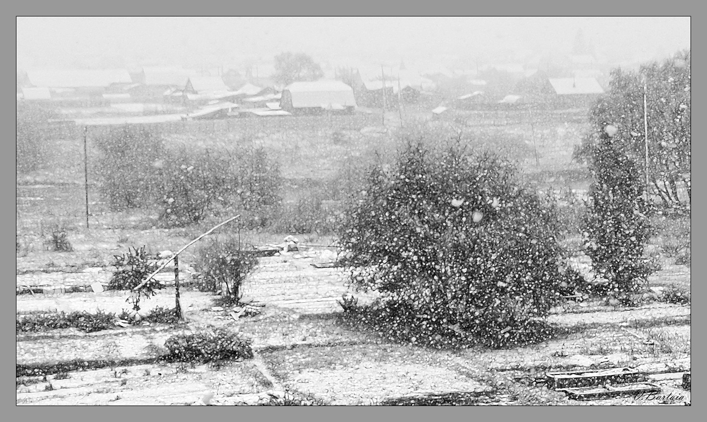 Май. Чудит природа