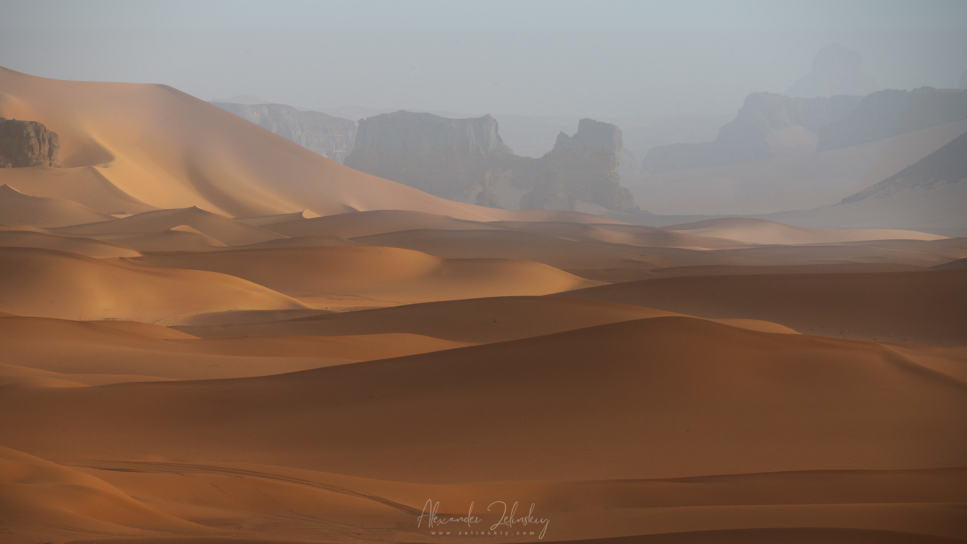 Песок, скалы и ветер
