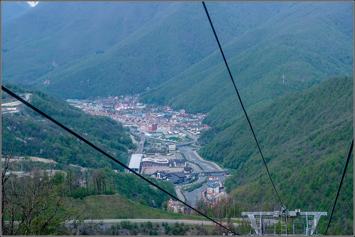 Мне сверху видно всё.