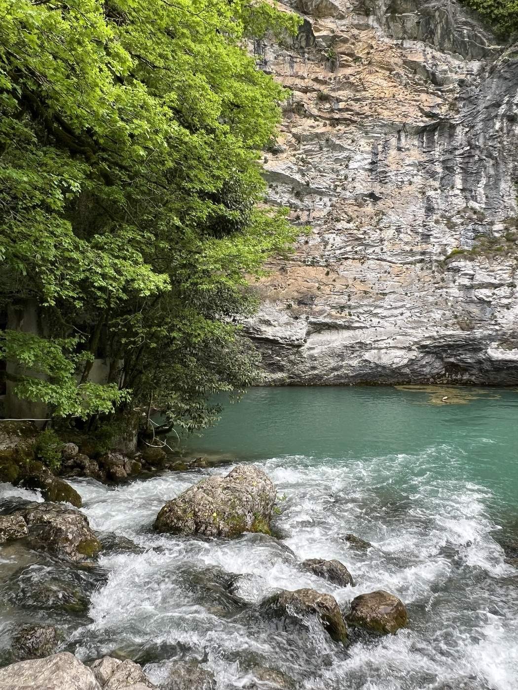 У Голубого озера