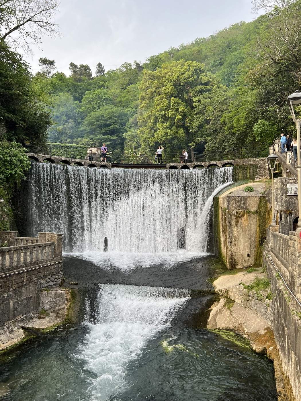 Рукотворный водопад в Новом Афоне