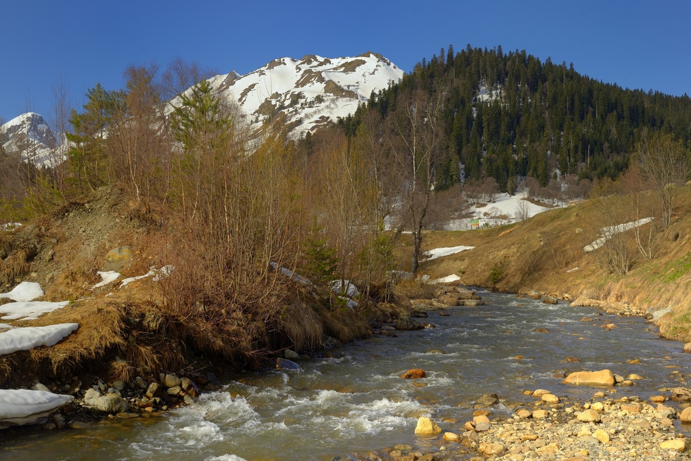 Весна в горах