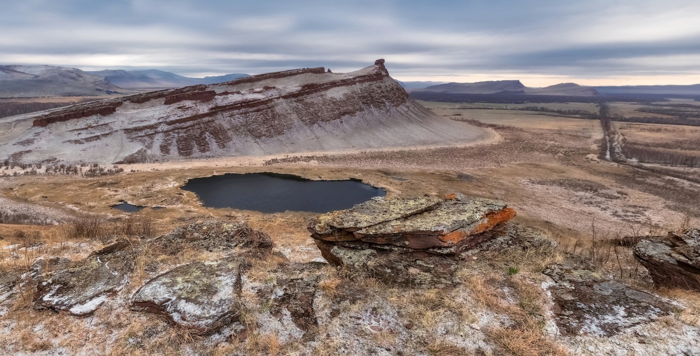 С весенним снегом