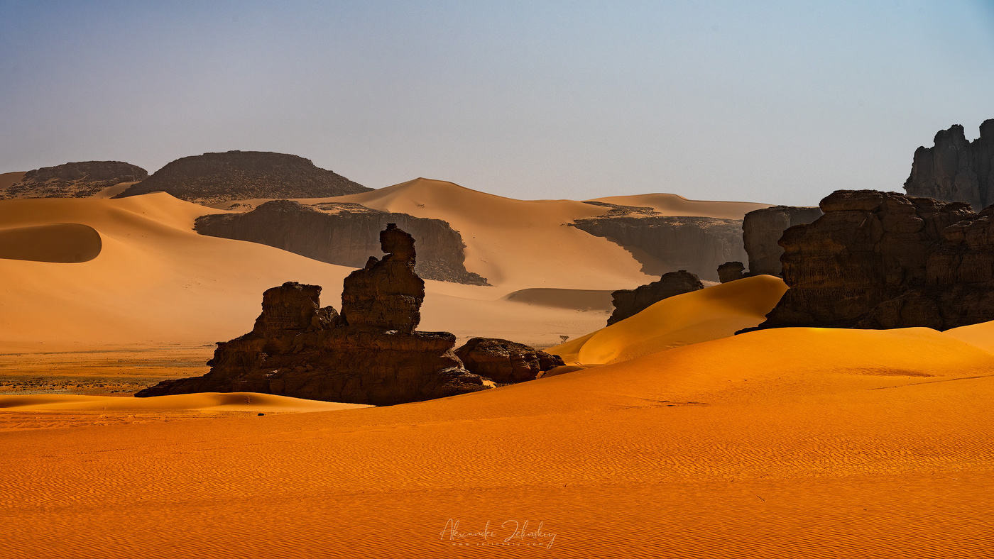 Четыре цвета пустыни