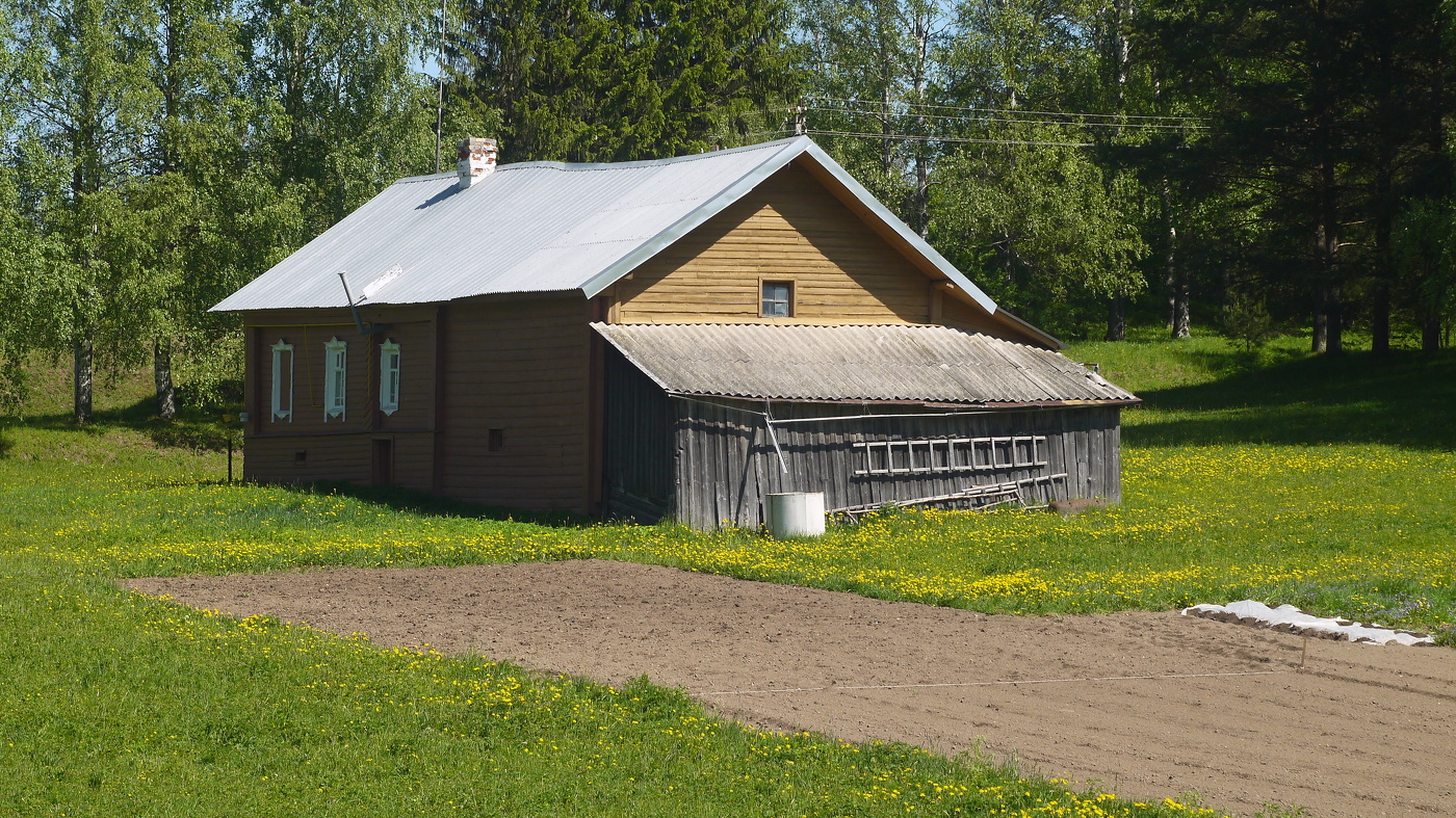 Без забора...