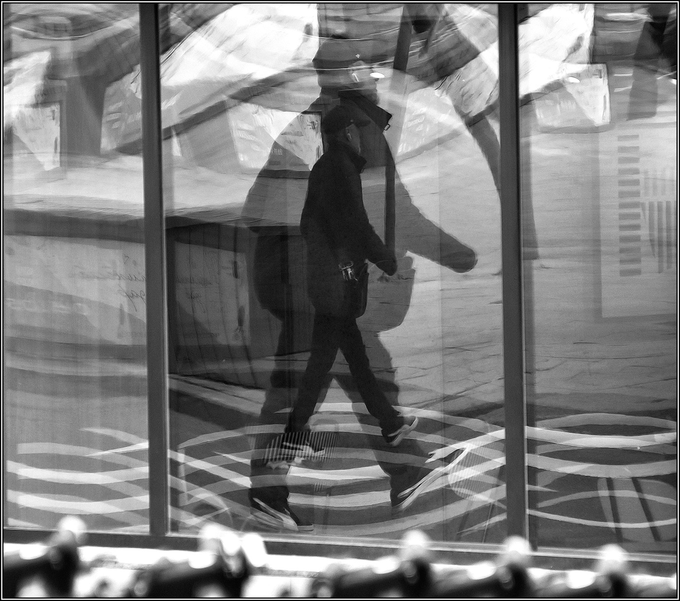 .... Зазеркалье ....