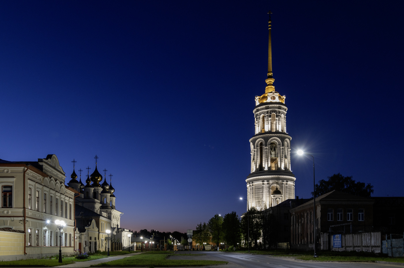 Колокольня Воскресенского собора