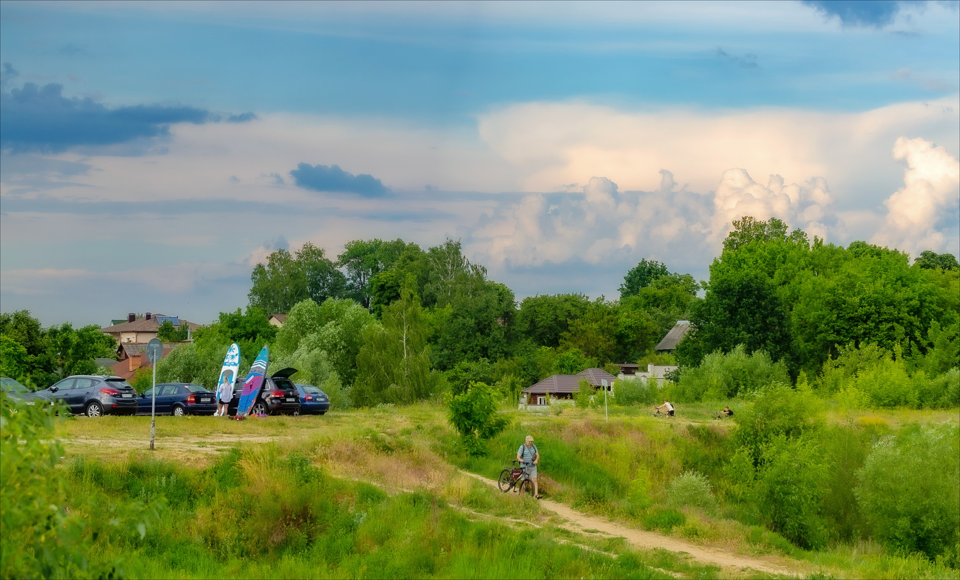 ЗДРАВСТВУЙ ЛЕТО !