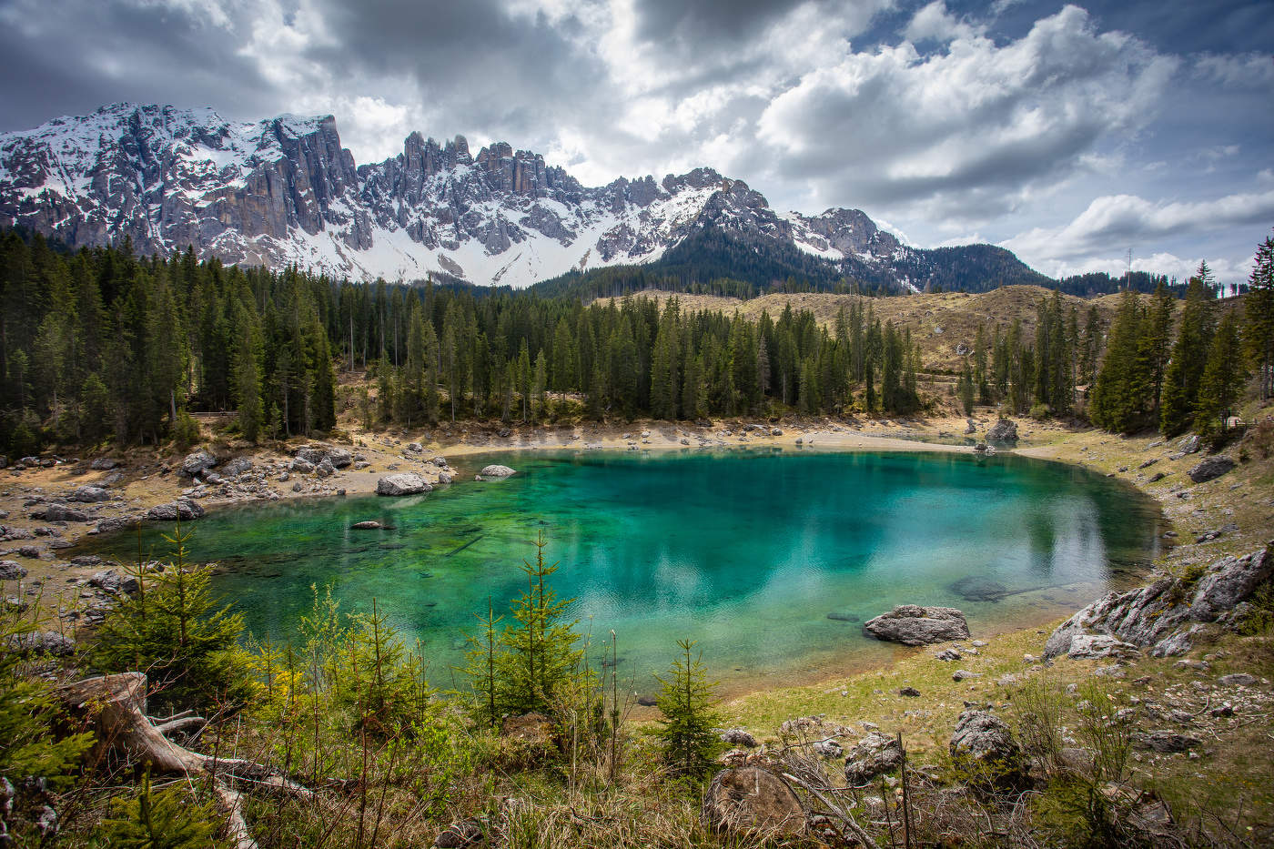 Горное озеро