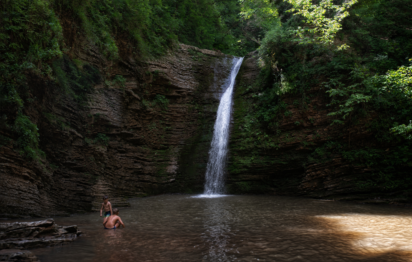 Детство - состояние души... Водопад "Шнурок".
