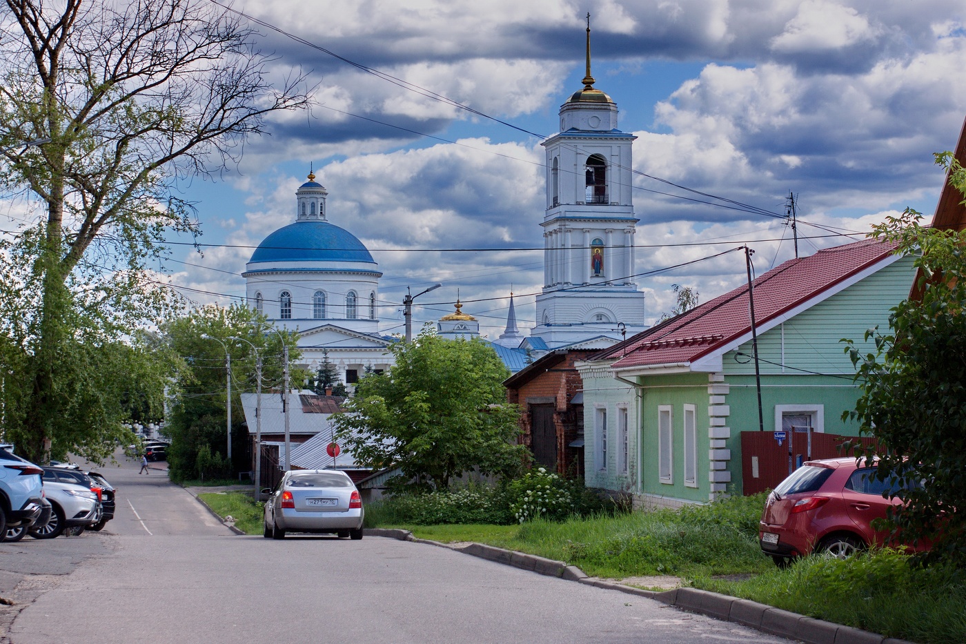 В старом городе полдень