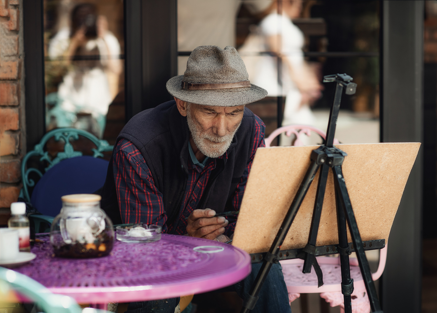 Известный абхазский художник Зураб Ачба