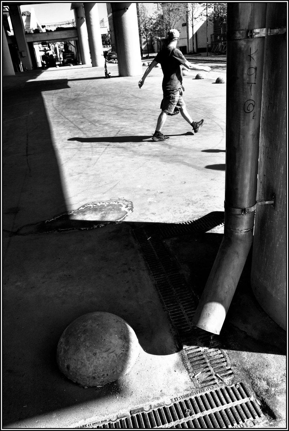 ..... Прохожий .....