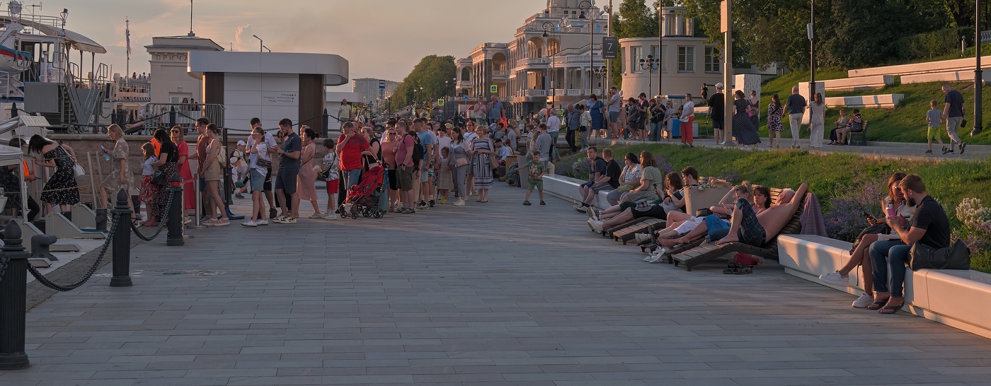 Выходные в Северном Речном порту